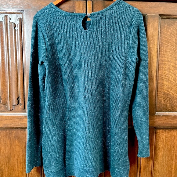 Vera Wang Sparkly Tunic Sweater, size M - Picture 2 of 4